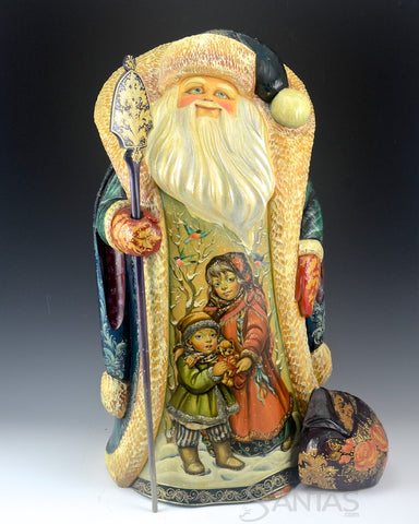 21 inch Amazingly Detailed Santa Carving with Children and Santa Claus