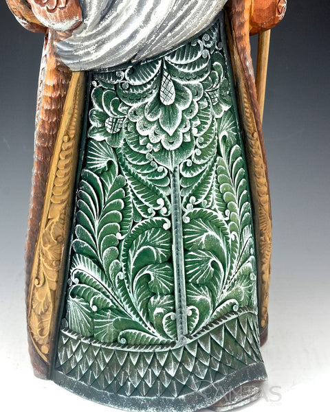 18 inch Relief Carved Natural Toned Russian Santa