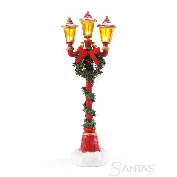 Santa's Lamp Post by Possible Dreams