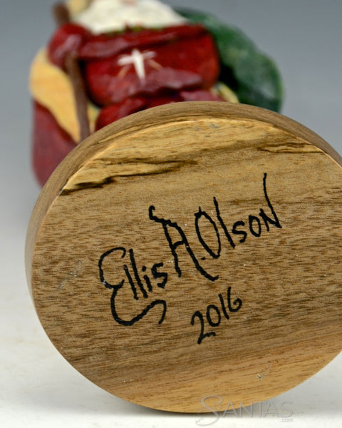 9 inch Scenic Santa with Christmas Tree